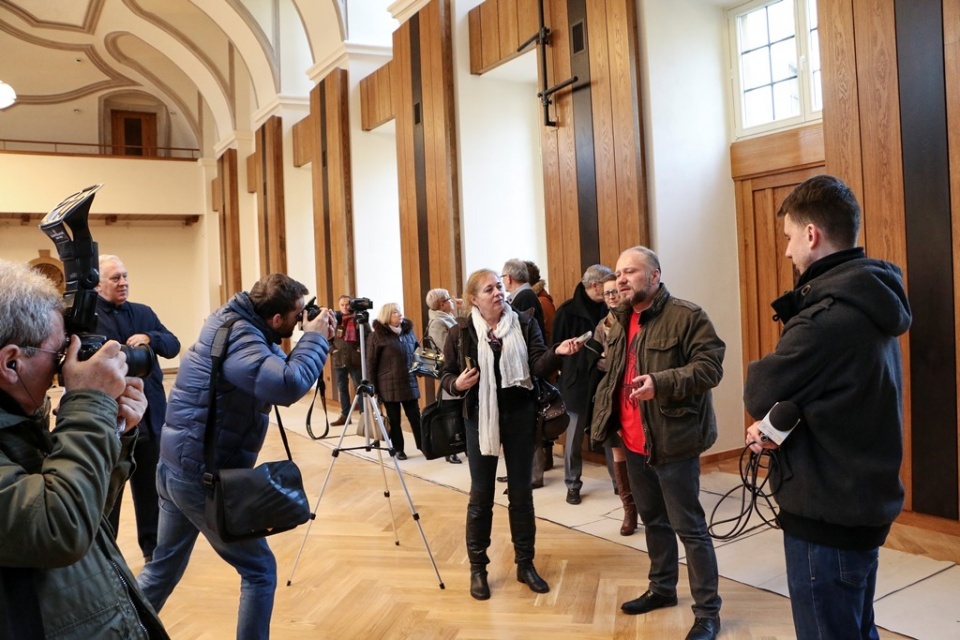 W Akademii Rycerskiej koniec wieńczy dzieło 8