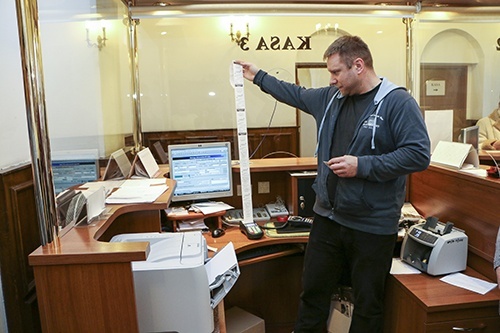 W Urzędzie Miasta płacimy też elektronicznie