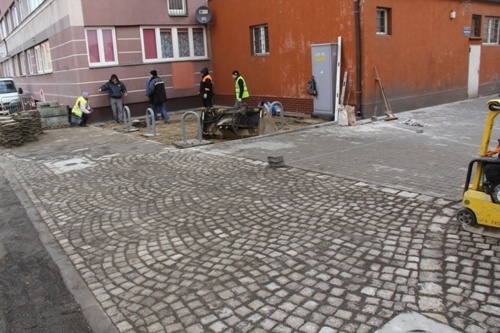 remont wjazdu przy piekarskiej