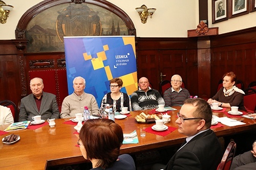 Seniorzy u prezydenta 12
