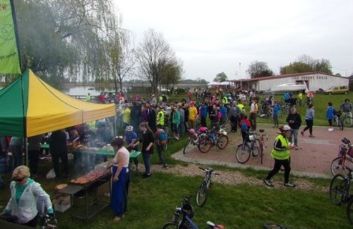 legniczanie na rowerach