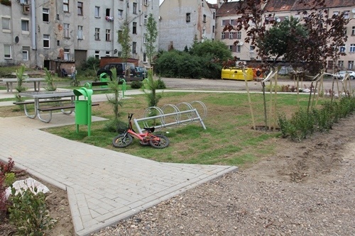 plac zabaw zakaczawie lbo