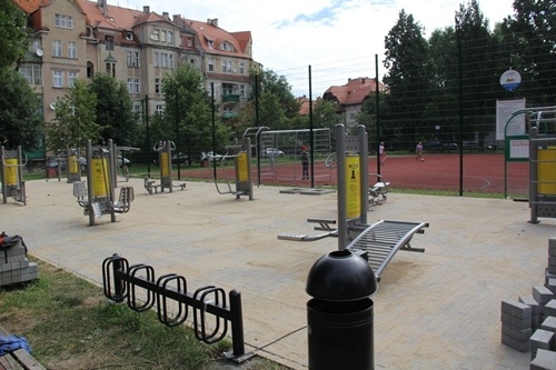 lbo plac zabaw i siłownia oswiecimska