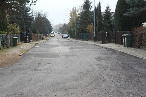 chodnik akacjowa