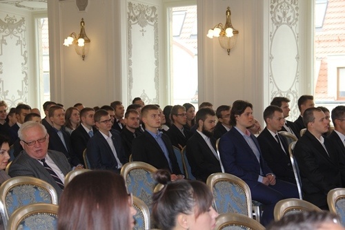 inauguracja w sali krolewskiej